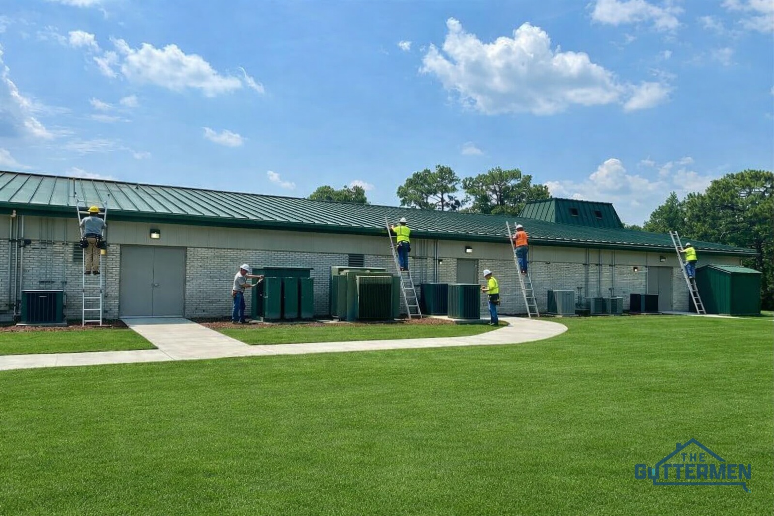 Commercial building gutter system SC